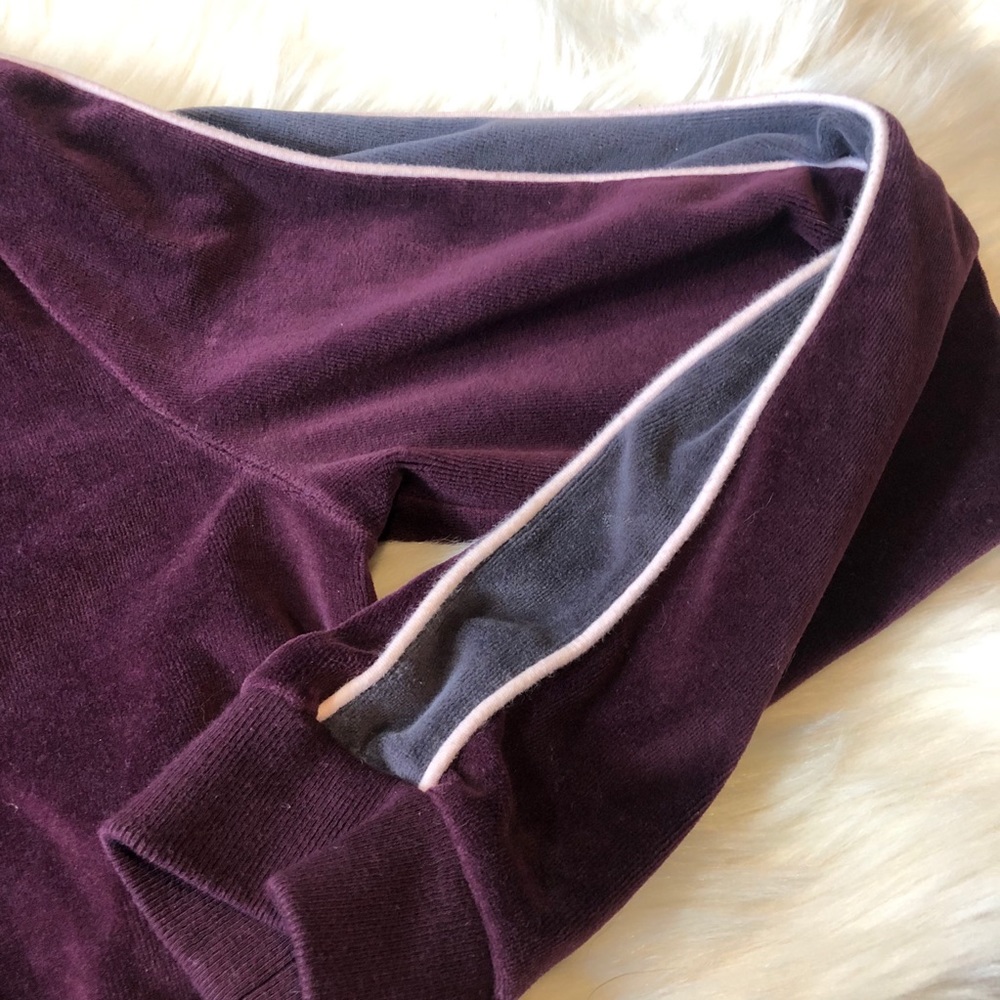 Fabletics Crewneck - image 5